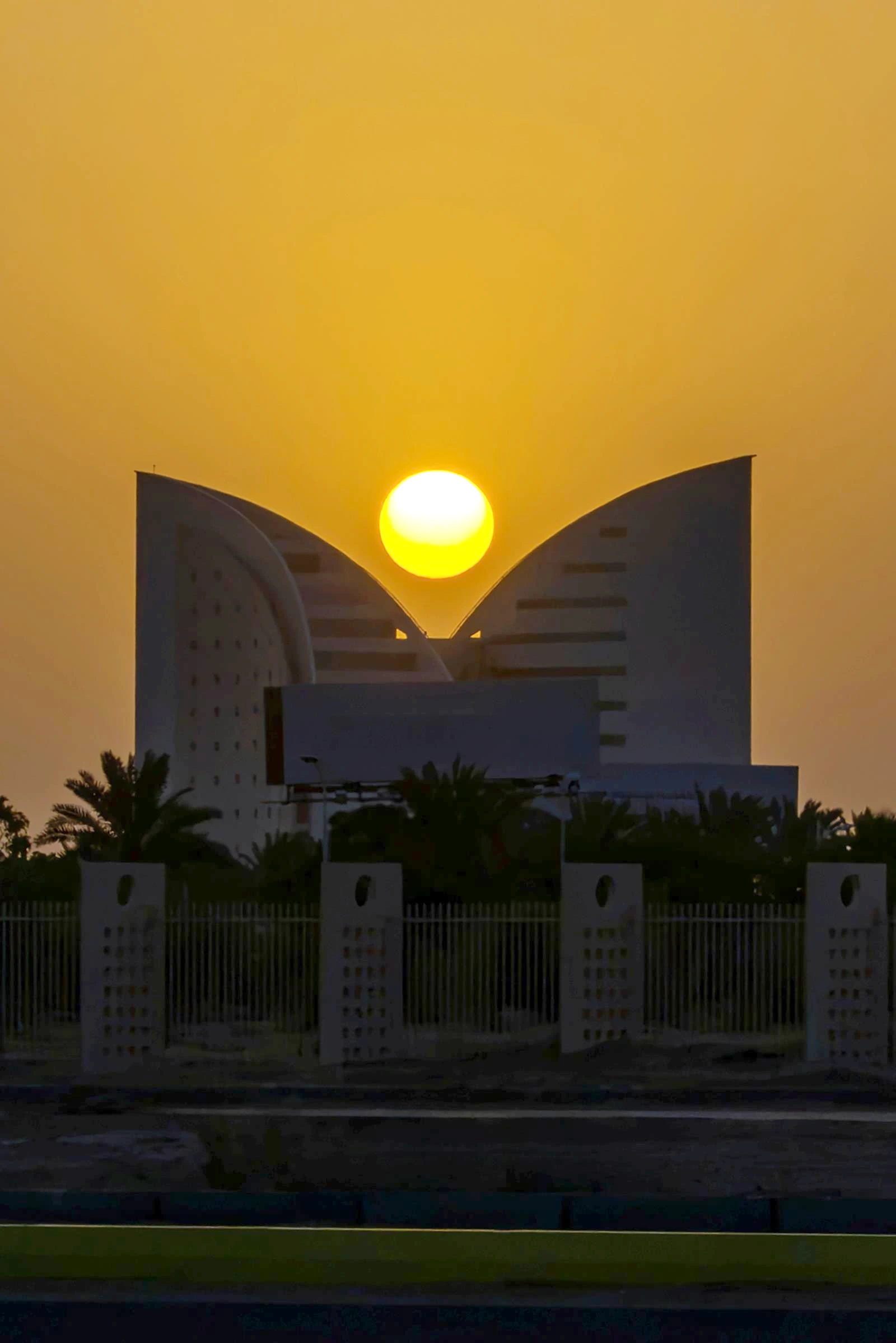 توقعات الطقس في السعودية لثلاثة أشهر: تفاوت في الأمطار والحرارة